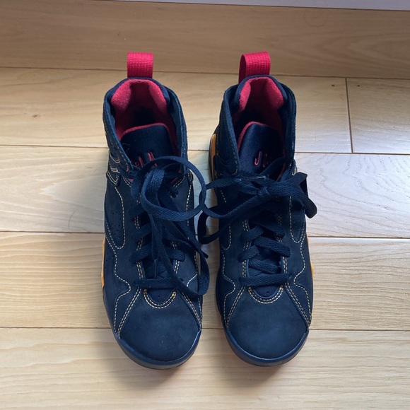 Air Jordan 7 Retro Hightop Sneakers - Picture 4 of 4